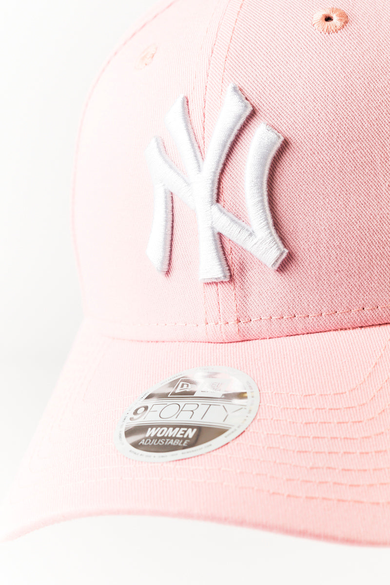 Core 9Forty Strapback Cap- Womens Pink/White - Mens