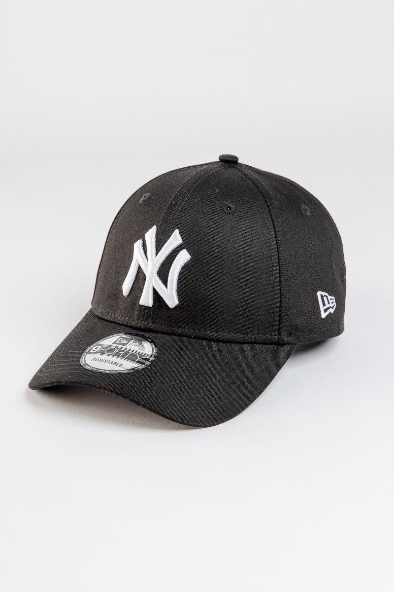 Core 9Forty Strapback Cap