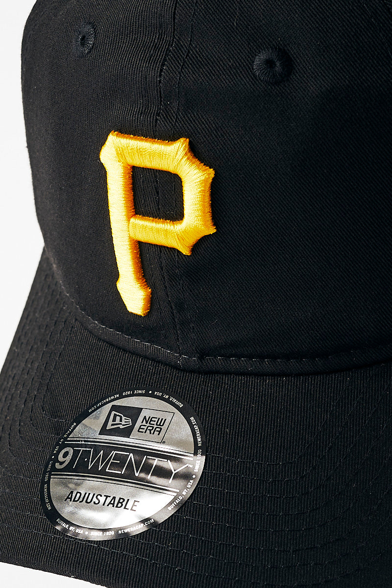 Core 9Twenty Strapback Cap in Black/Yellow