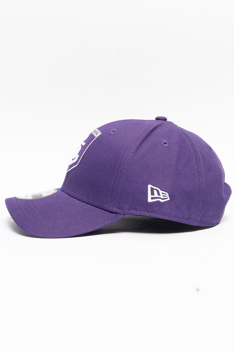 Freemantle Dockers Official AFL Essentials 9Forty Cap