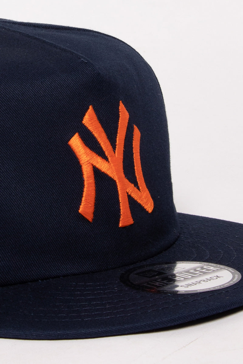 NY Yankees Navy Golfer Leather Strapback