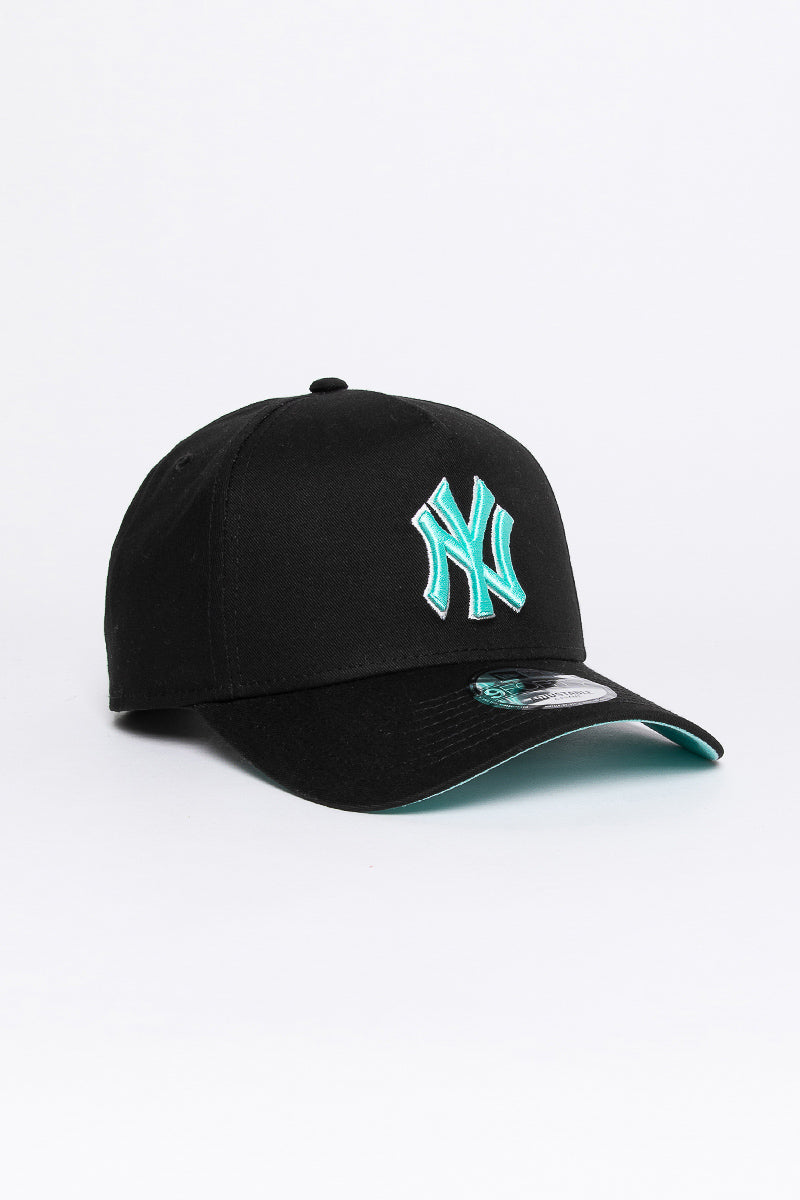 NY Yankees Aqua Void 9Forty A-Frame Snapback - Womens