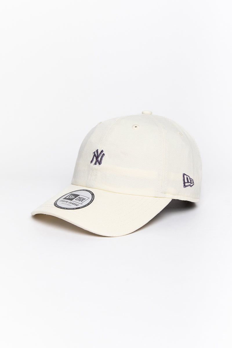 NY Yankees Chrome Iridescent Casual Classic Cap