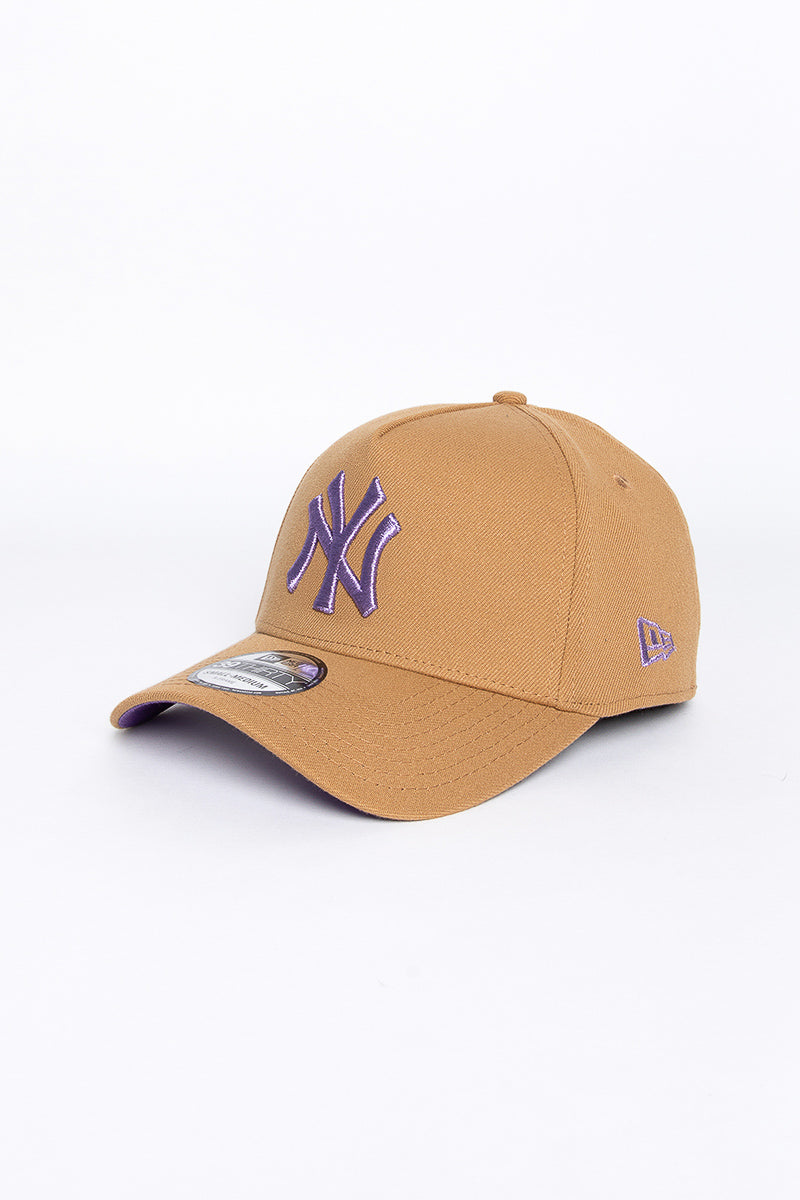 New York Yankees 39Thirty A-Frame Metallic Violet Stretch Fit