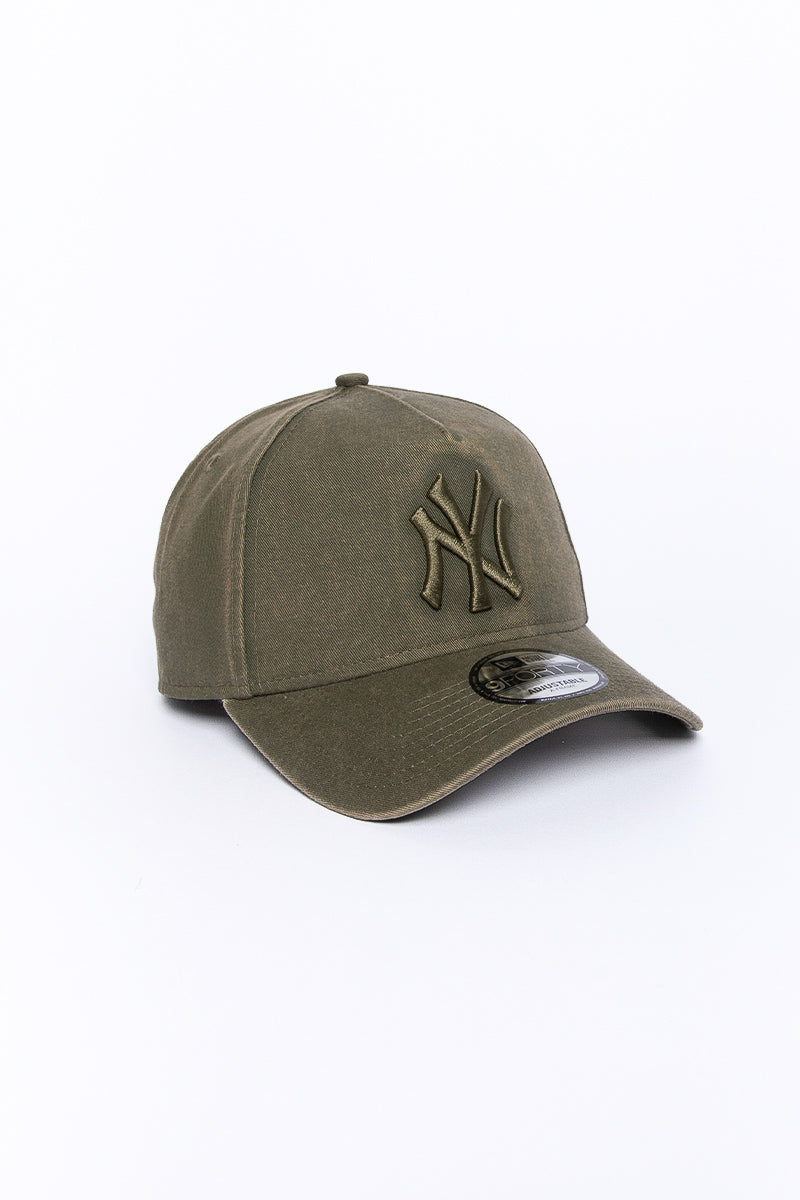 9Forty New York Yankees Olive Wash Cap