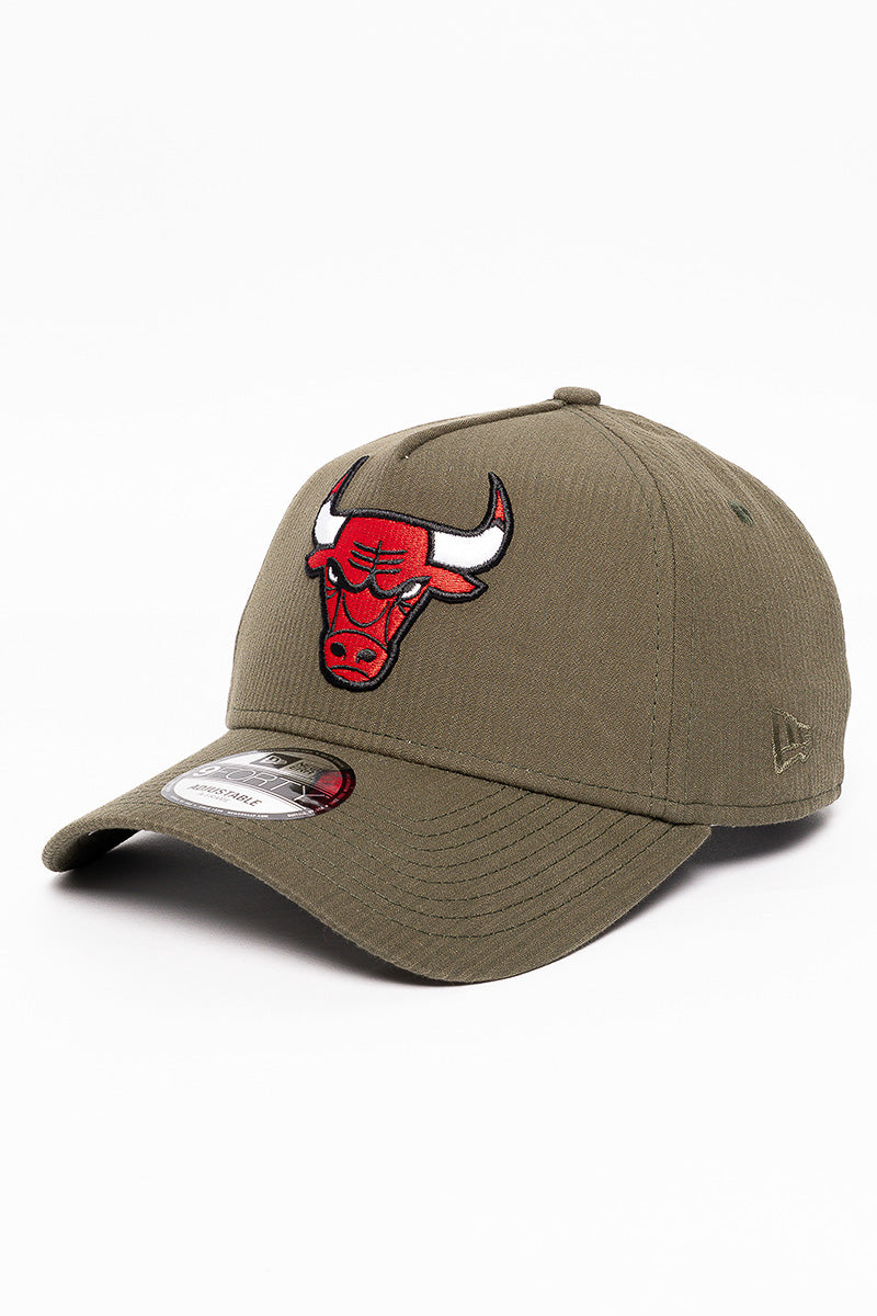 9Forty Chicago Bulls Seersucker Olive Cap