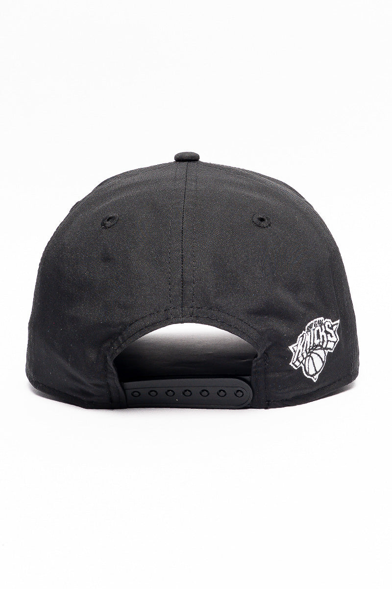 NY Knicks Script Series Golfer