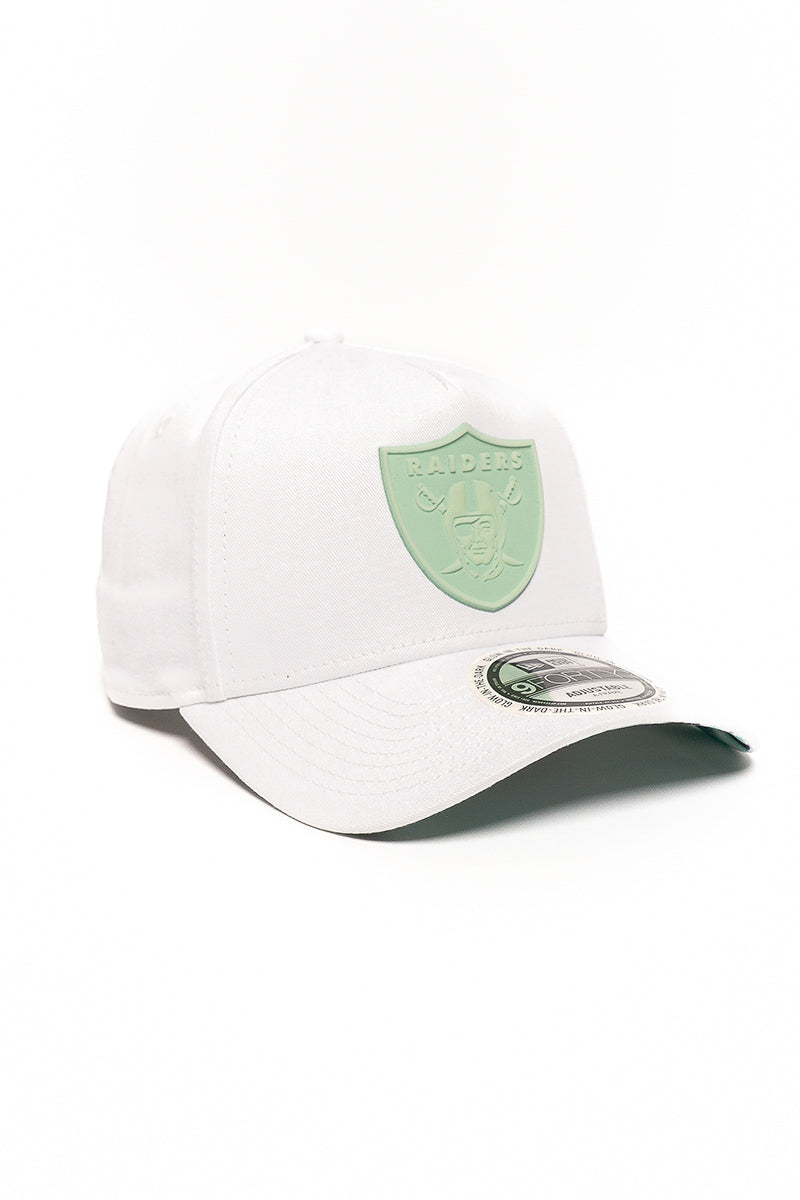 9Forty Las Vegas Raiders Glow Up Badge Cap - Womens