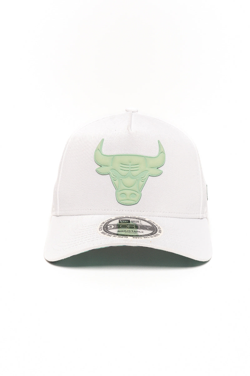 9Forty Chicago Bulls Glow Up Badge Cap - Womens