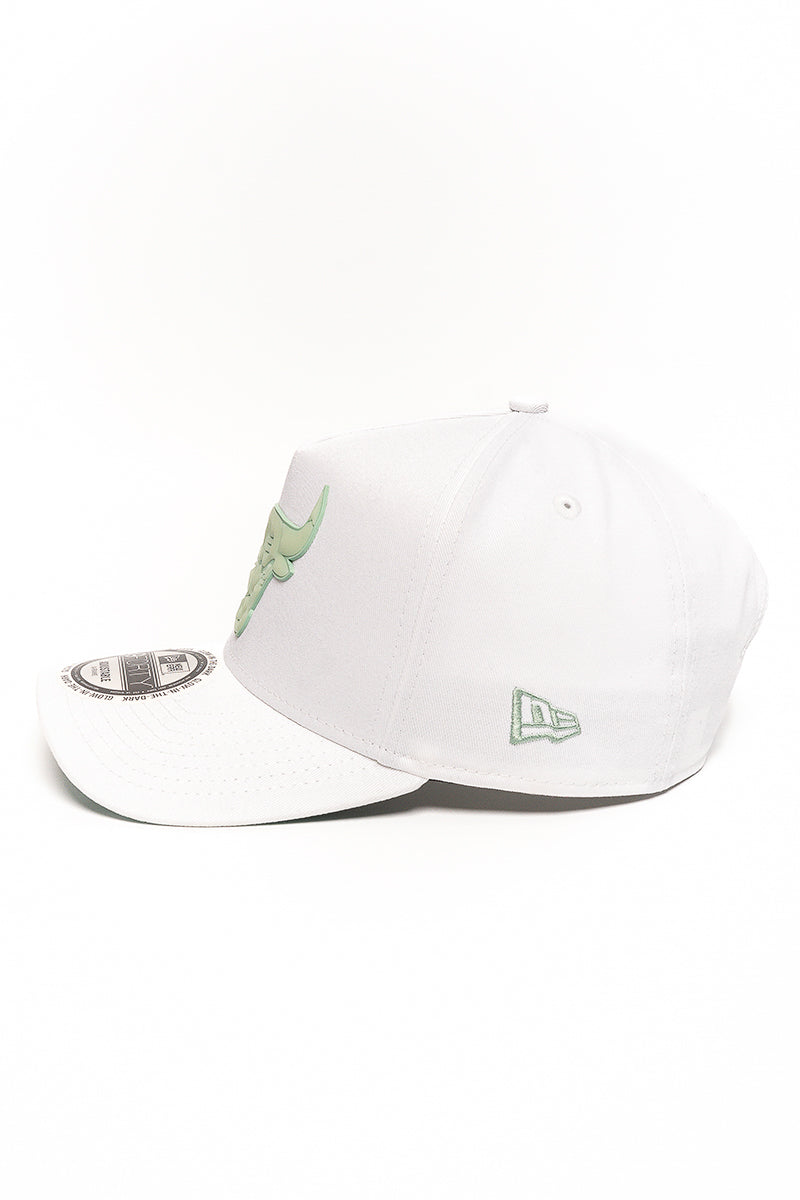 9Forty Chicago Bulls Glow Up Badge Cap - Mens