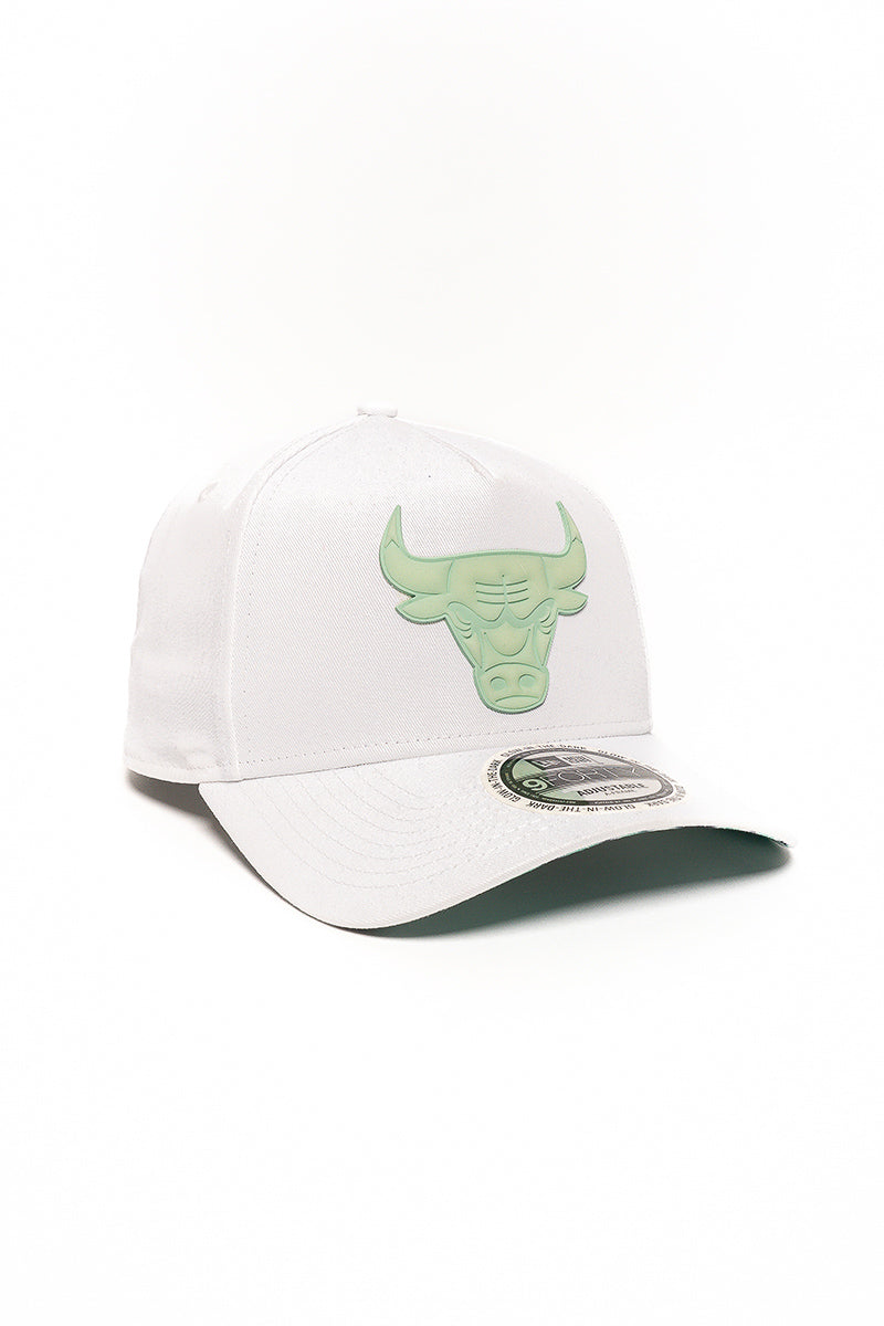 9Forty Chicago Bulls Glow Up Badge Cap - Womens
