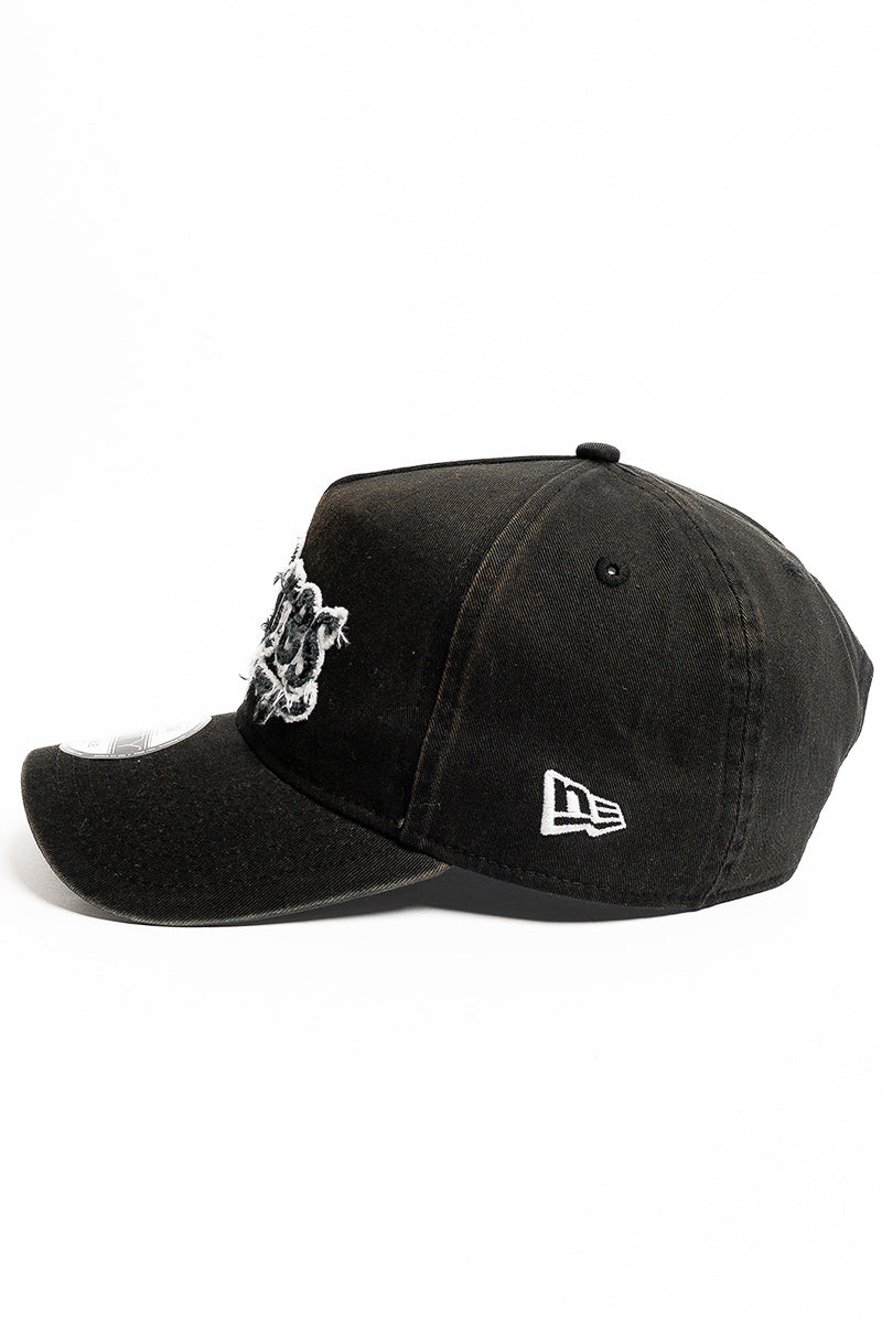 San Diego Padres 9Forty Frayed Logo A-Frame Snapback