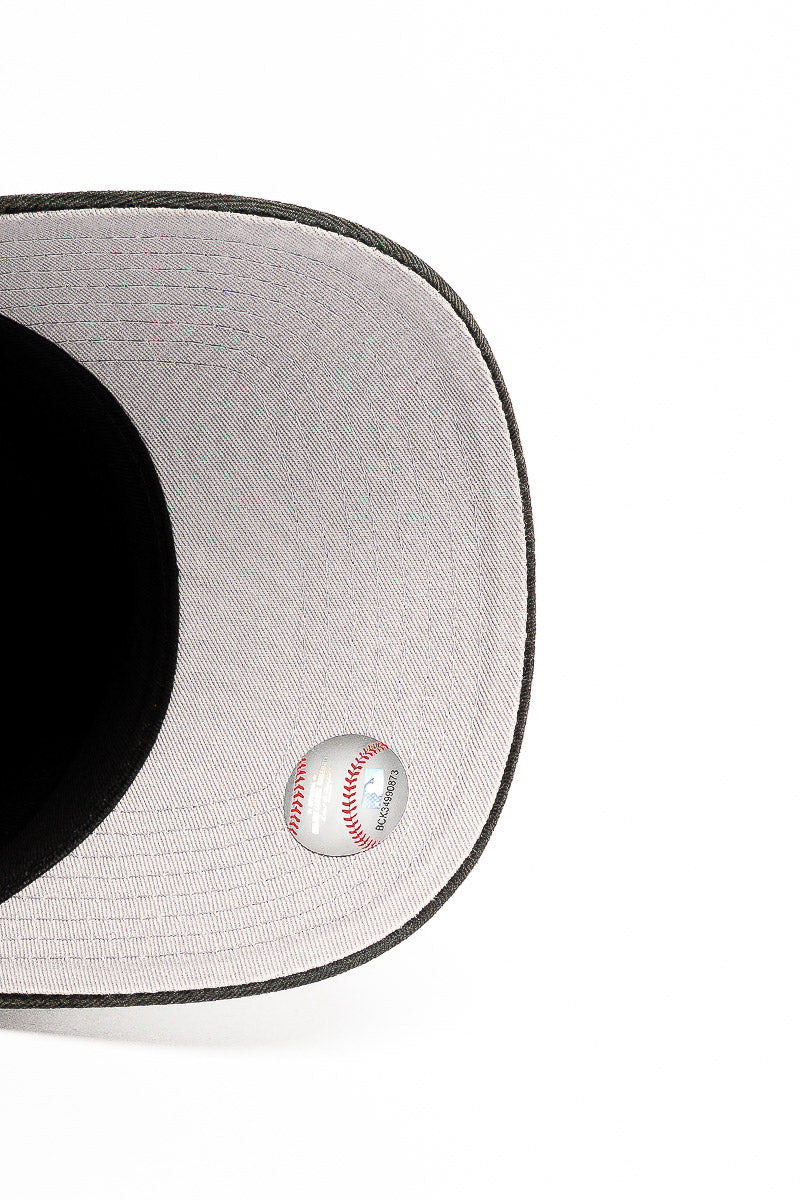 San Diego Padres 9Forty Frayed Logo A-Frame Snapback