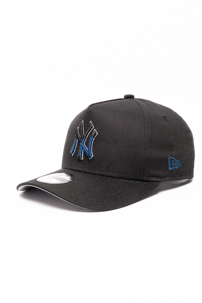 9Forty NY Yankees Kids Black/Blue Pixel Cap