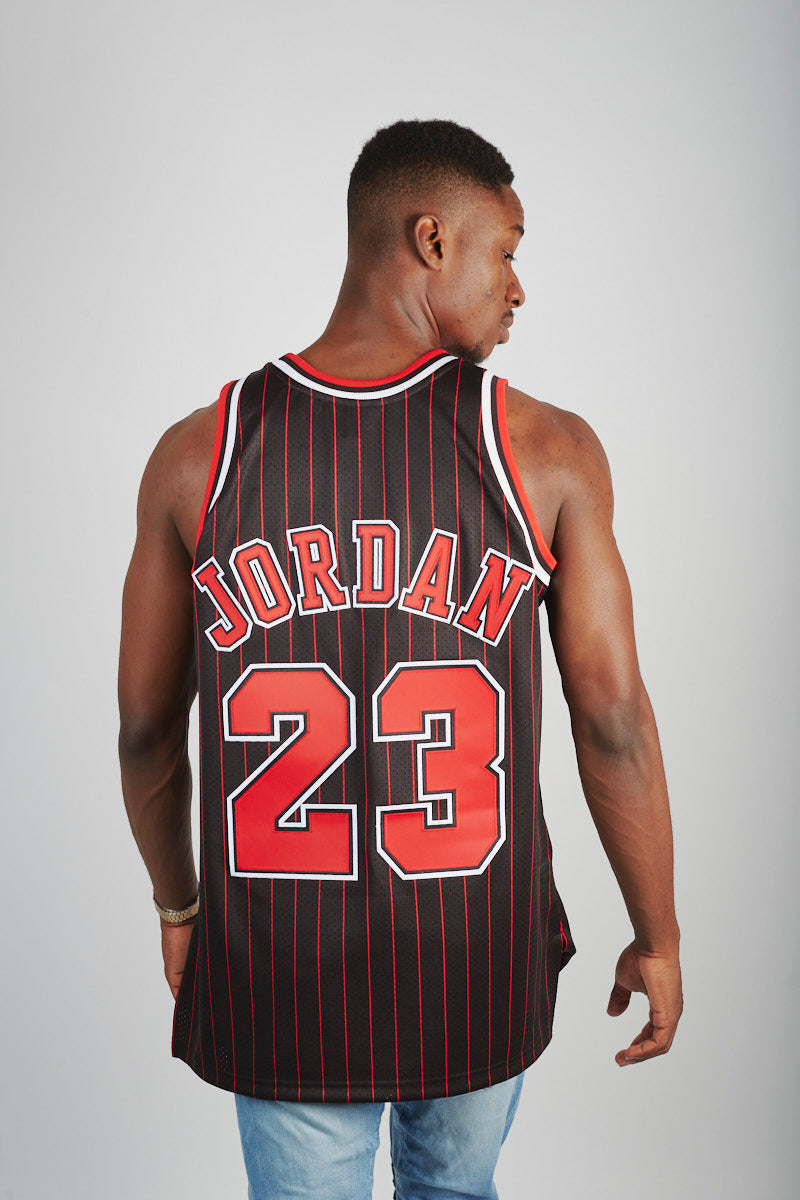 Michael Jordan Authentic HWC 96-97 Jersey - Black – Stateside Sports