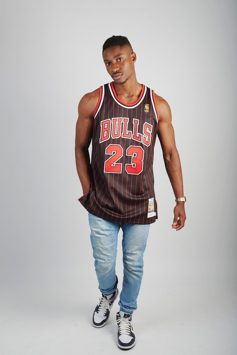 Michael Jordan Authentic HWC 96-97 Jersey - Black