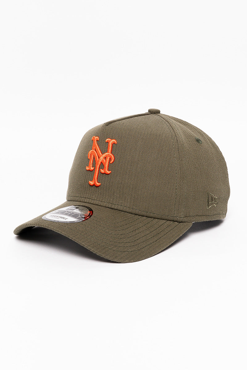 9Forty NY Mets Seersucker Olive Cap