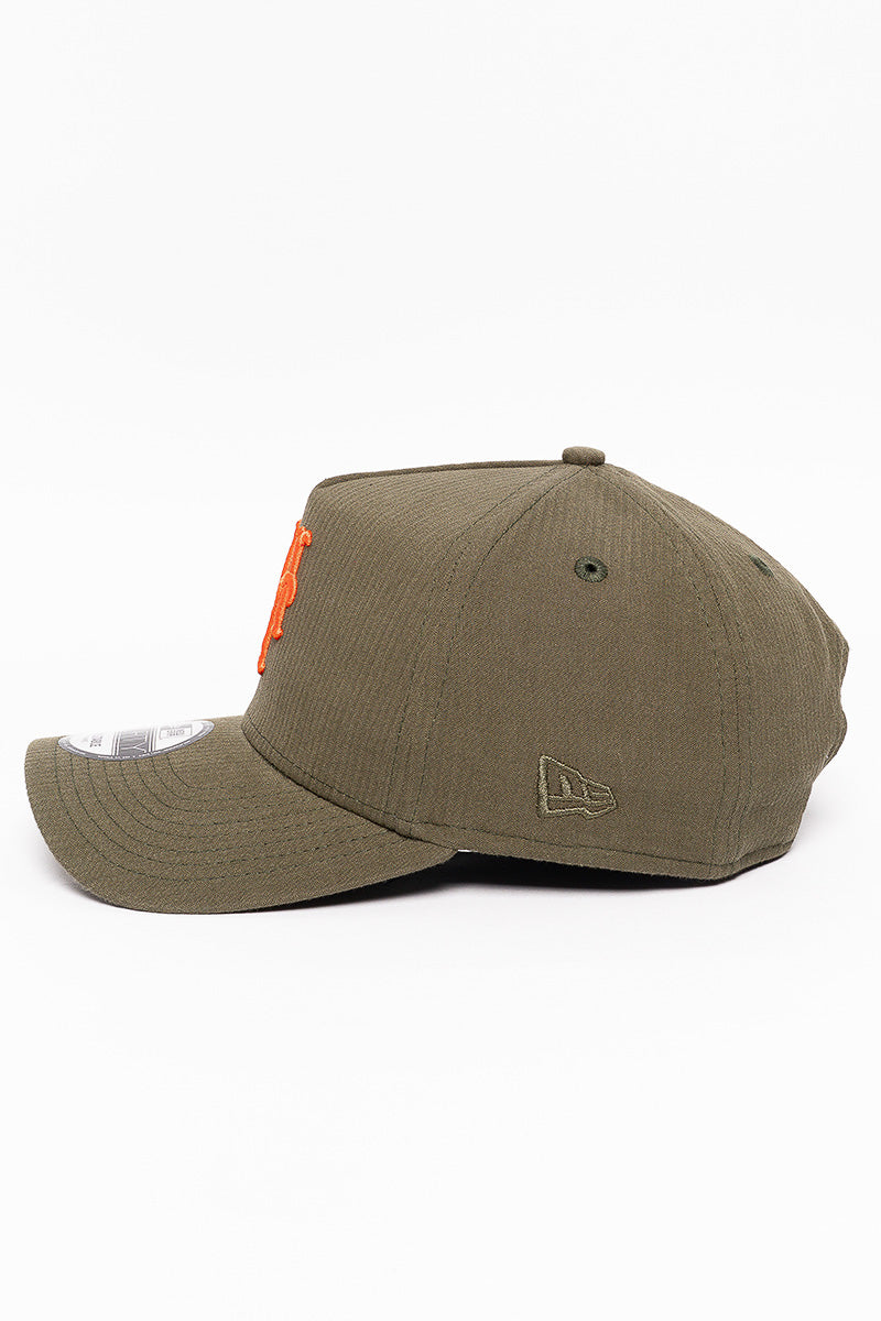 9Forty NY Mets Seersucker Olive Cap