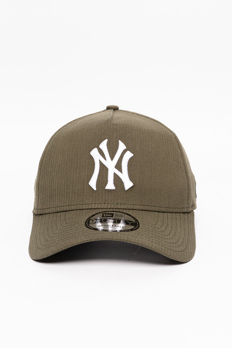 9Forty NY Yankees Seersucker Olive Cap