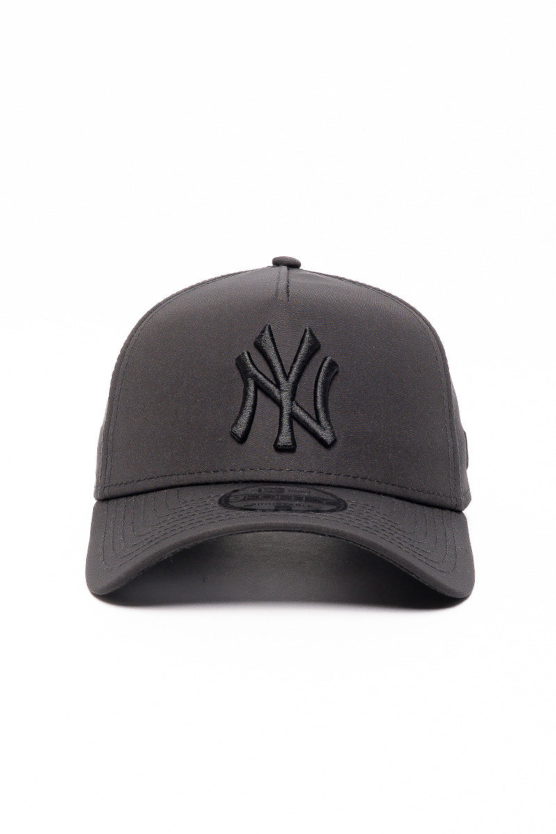 9Forty NY Yankees Prolite Cap - Womens