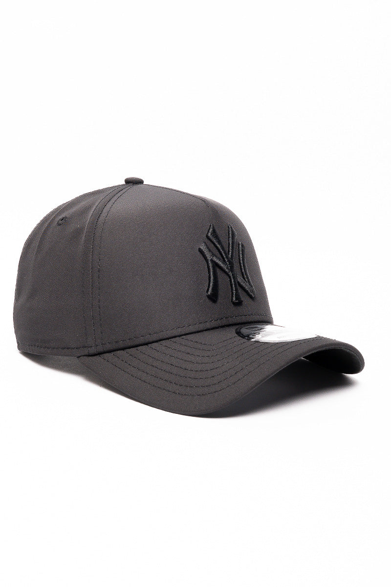 9Forty NY Yankees Prolite Cap - Mens