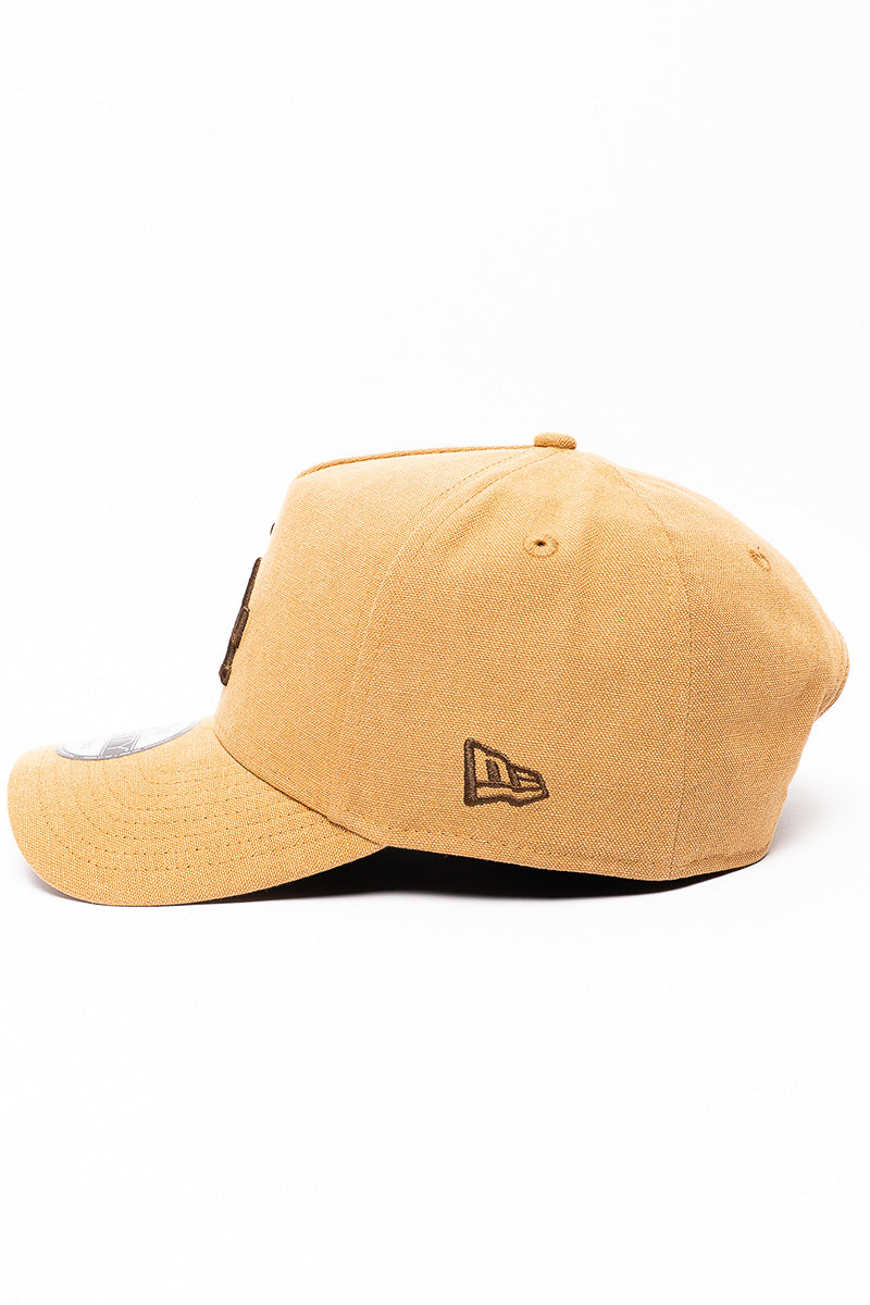 9Forty LA Dodgers Washed Bronze Canvas Cap - Mens