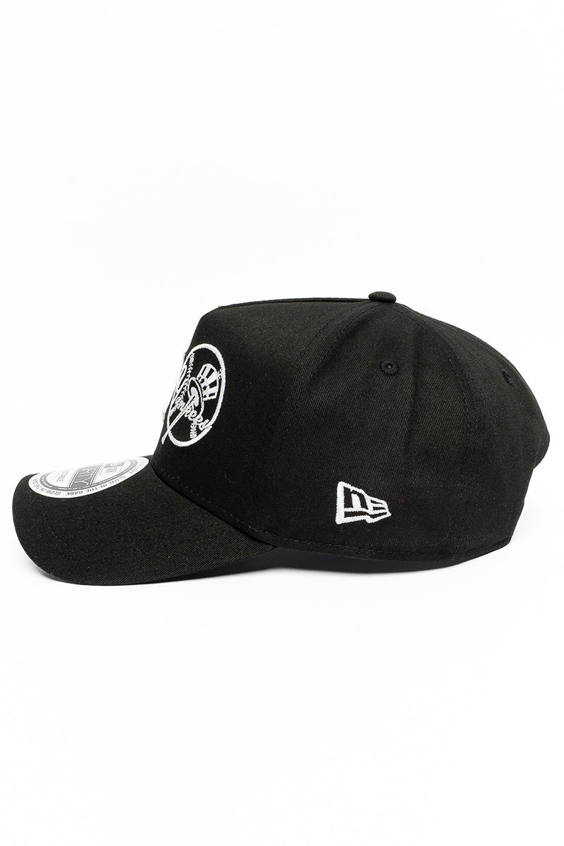 9Forty NY Yankees Branded Glow In The Dark Cap