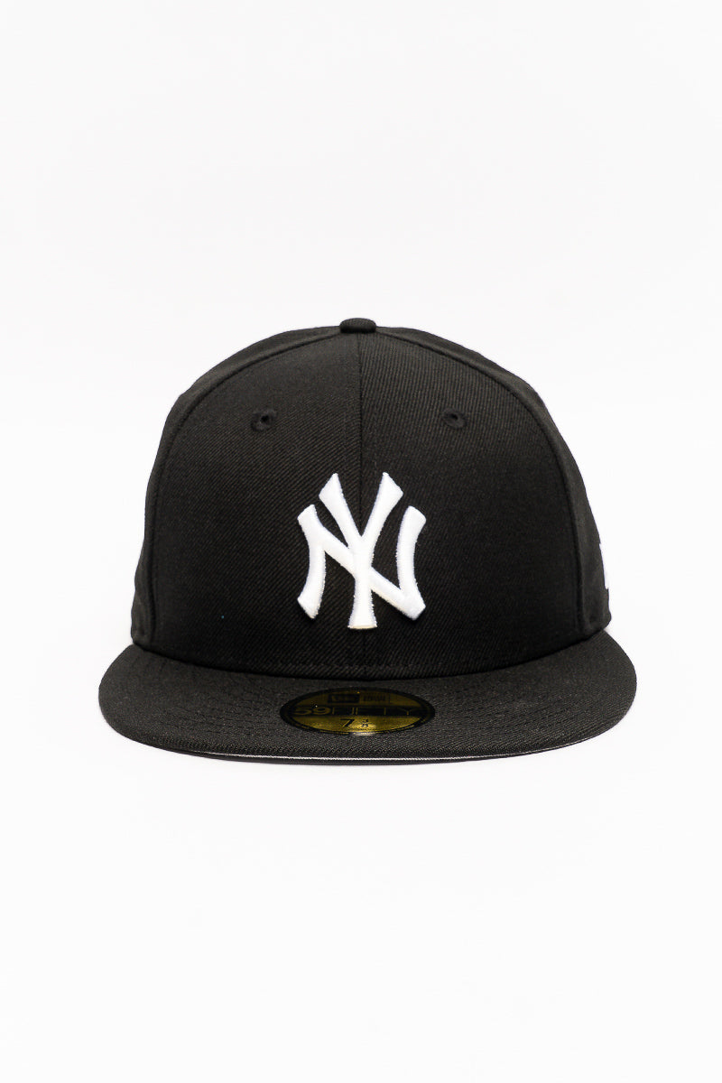 New York Yankees 59Fifty Blk/Wht Fitted Cap