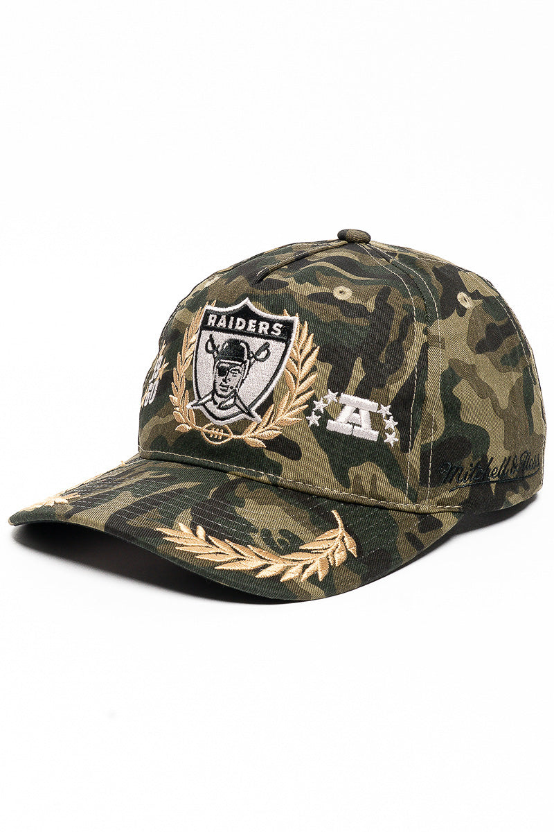 OAKLAND RAIDERS CAMO TEXT & STARS  CAP - Mens