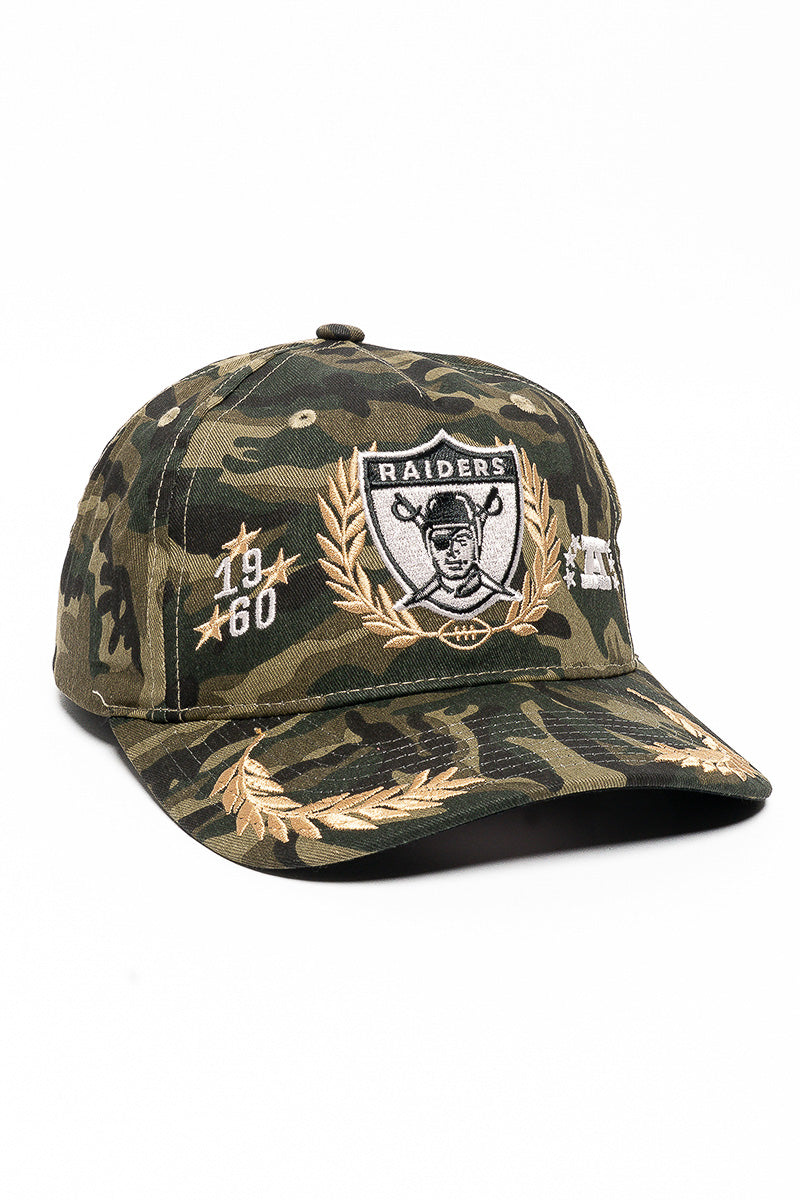 OAKLAND RAIDERS CAMO TEXT & STARS  CAP - Mens