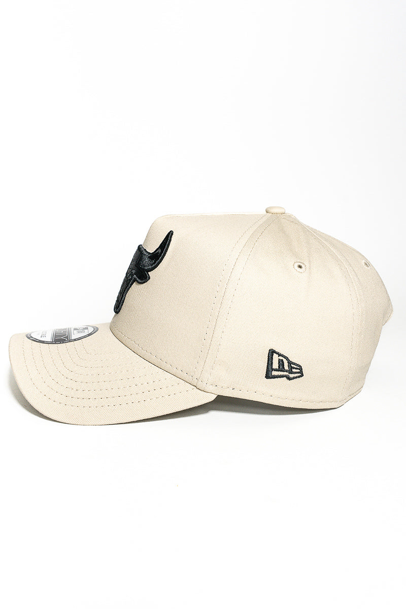 Chicago Bulls 940 A-Frame Stone Black Cap - Mens
