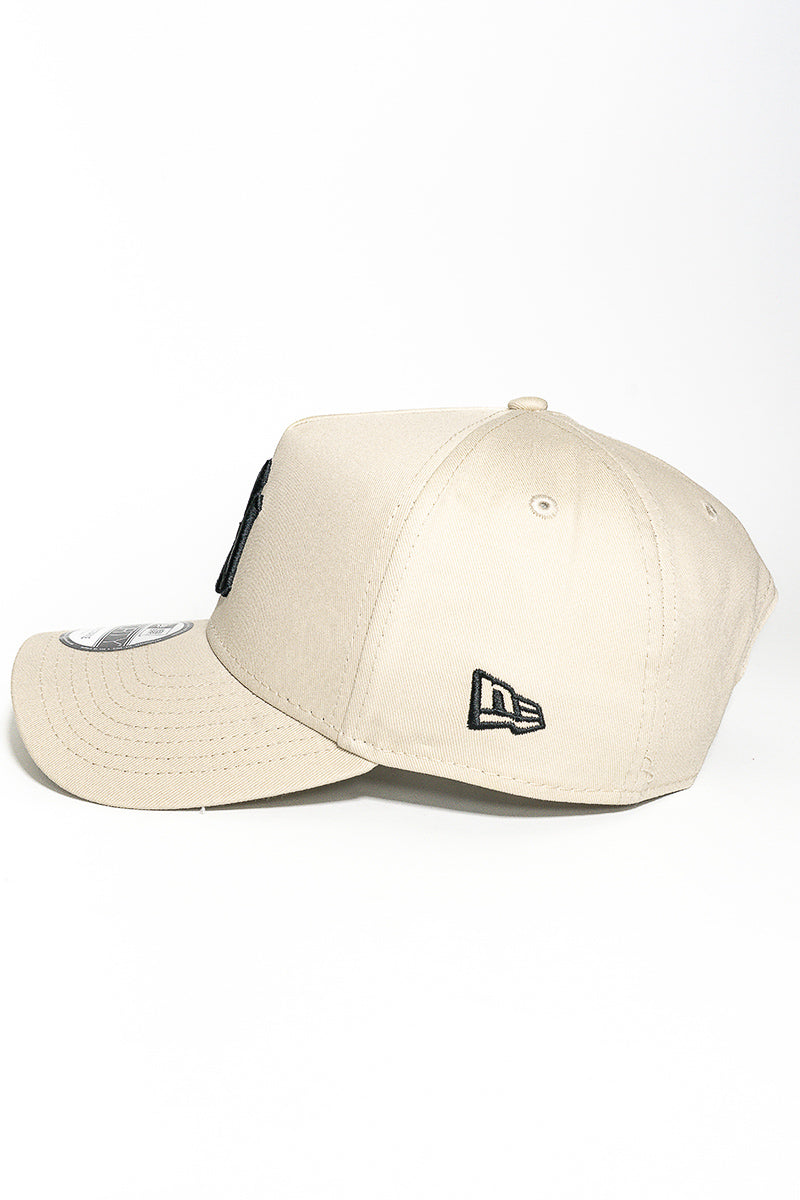 NY Yankees 940 A-Frame Stone Black Cap - Mens