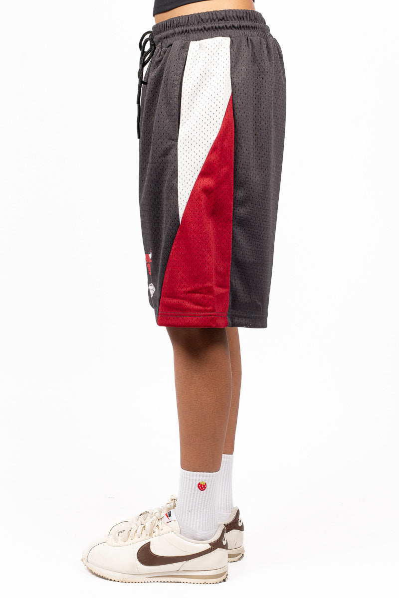 CHICAGO BULLS WAREHOUSE PANEL SHORTS - Womens