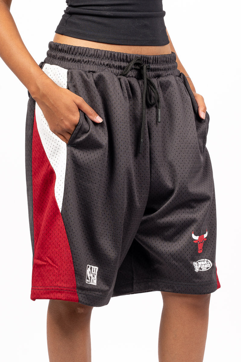CHICAGO BULLS WAREHOUSE PANEL SHORTS - Womens