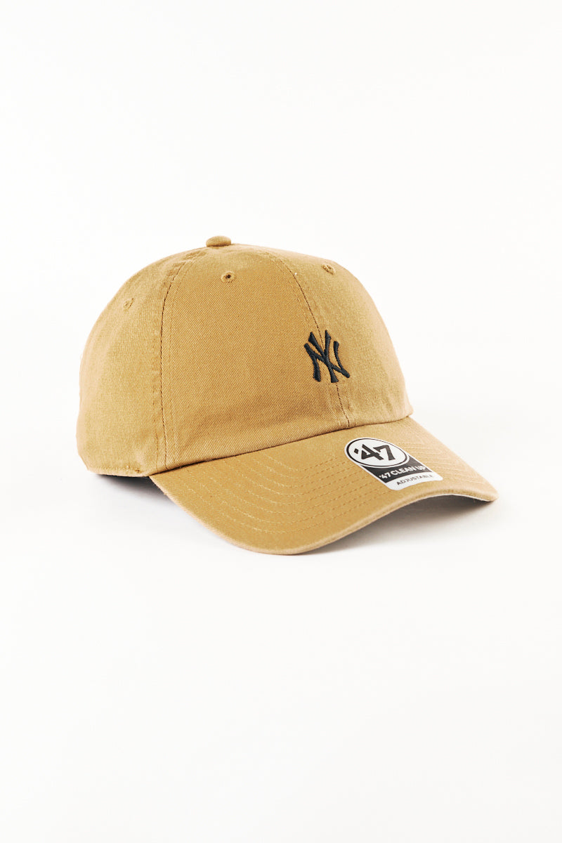 New York Yankees Base Runner 47 Clean Up Strapback Cap