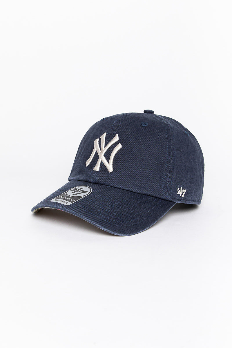 New York Yankees Floral Tapestry Clean Up Strapback