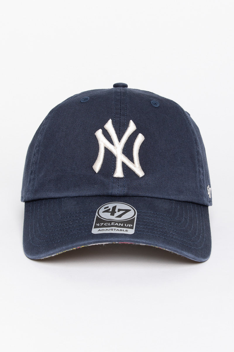 New York Yankees Floral Tapestry Clean Up Strapback