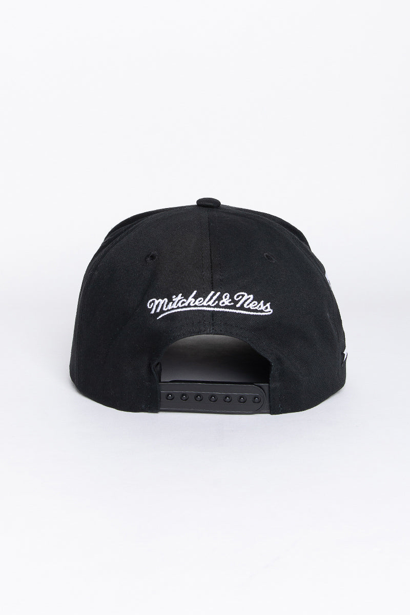 Chicago Bulls Team Logo Side Patch Snapback