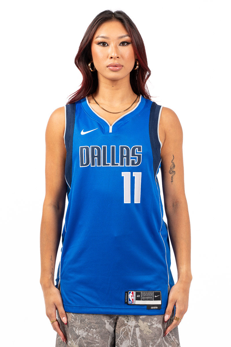 Kyrie Irving Dallas Mavericks NBA Swingman Jersey - Womens