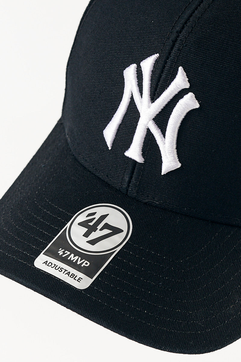 New York Yankees Legend MVP Strapback Cap - Womens