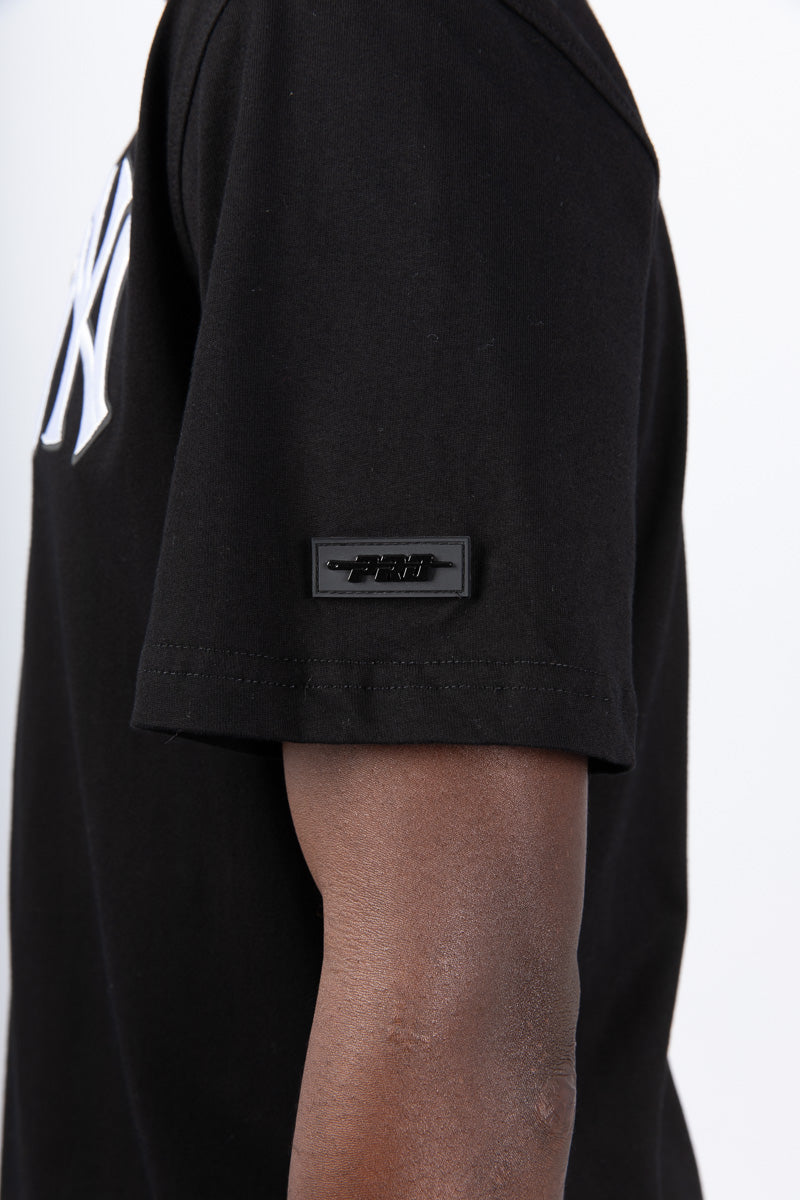 New York Yankees Small Logo Tee