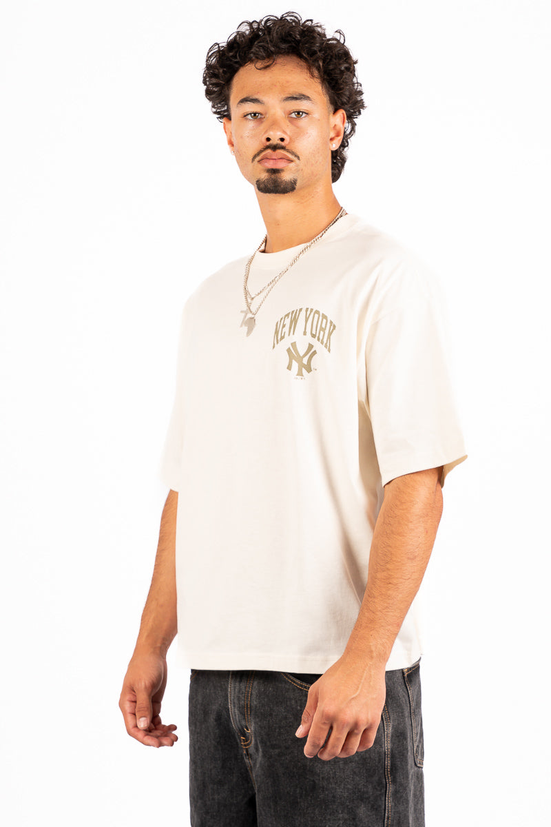 NY Yankees Arch Logo Boxy Tee
