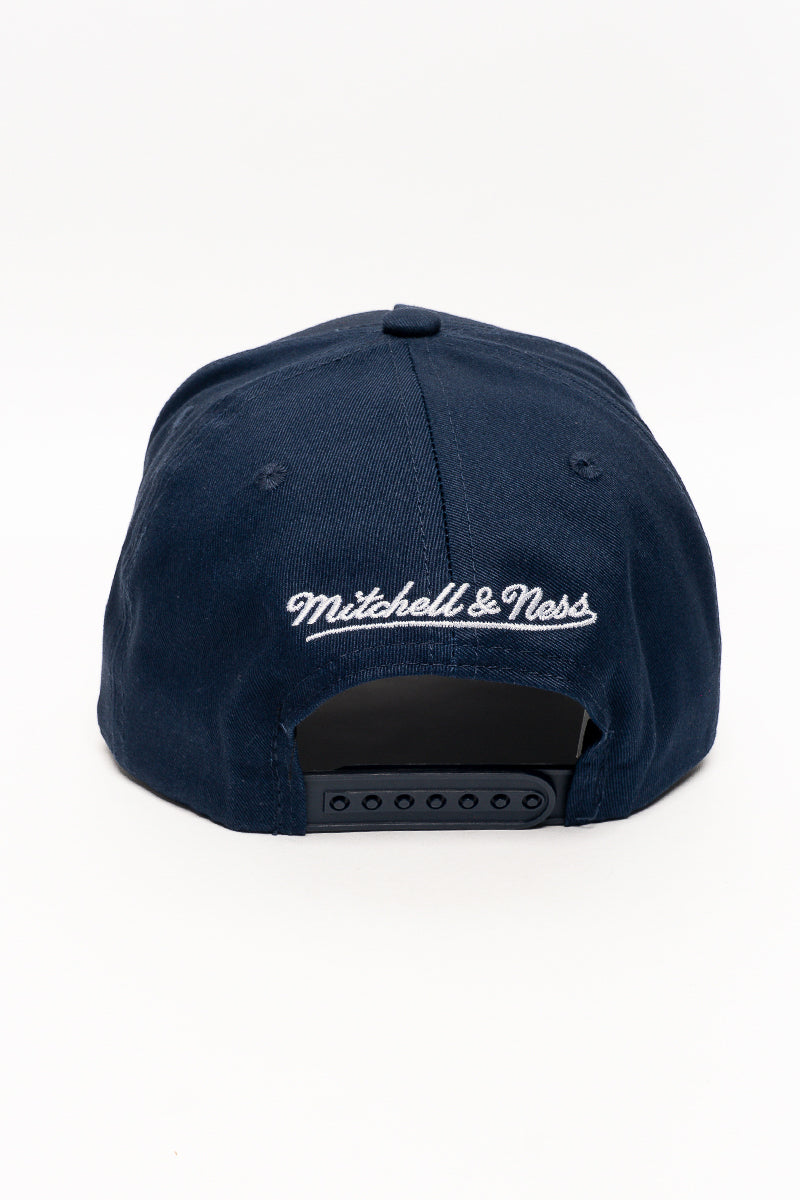 Cleveland Cavaliers Upside Down Logo Cap