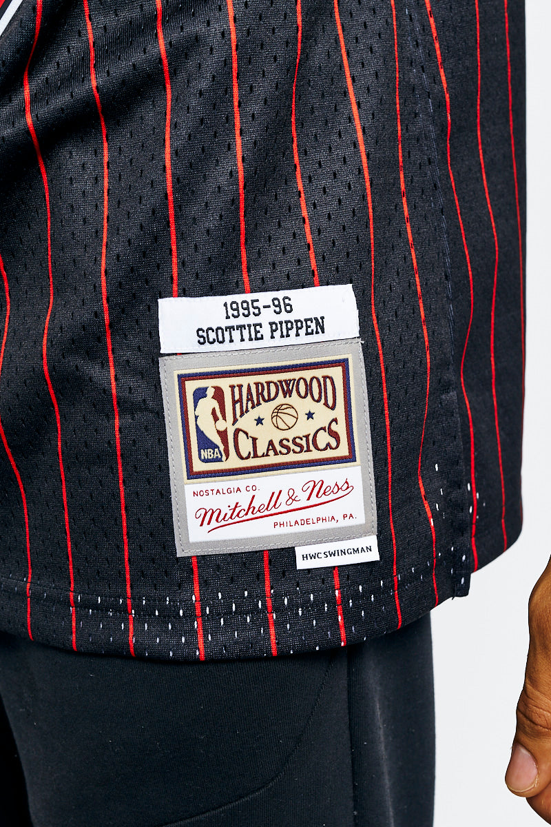 Scottie Pippen 95-96 Hardwood Classic Swingman NBA Jersey - Mens