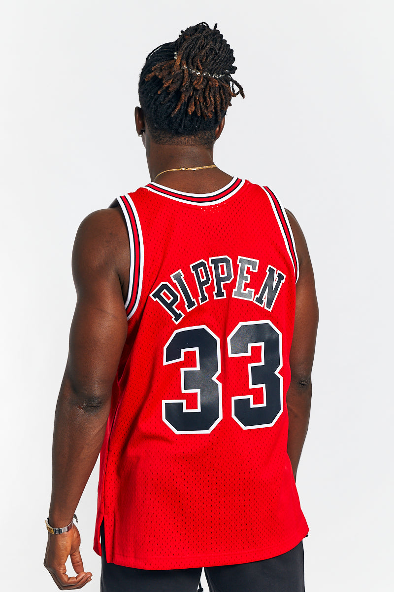 Scottie Pippen 97-98 Hardwood Classic Swingman NBA Jersey - Mens