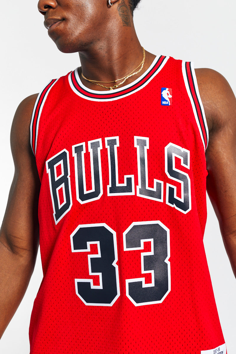 Scottie Pippen 97-98 Hardwood Classic Swingman NBA Jersey - Mens
