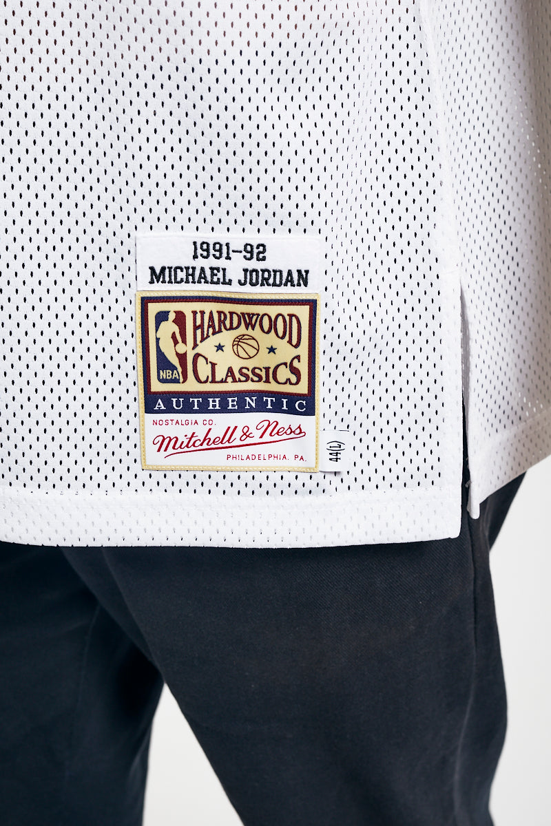 Michael Jordan 1991-92 Chicago Bulls Authentic Hardwood Classic Authentic NBA Jersey