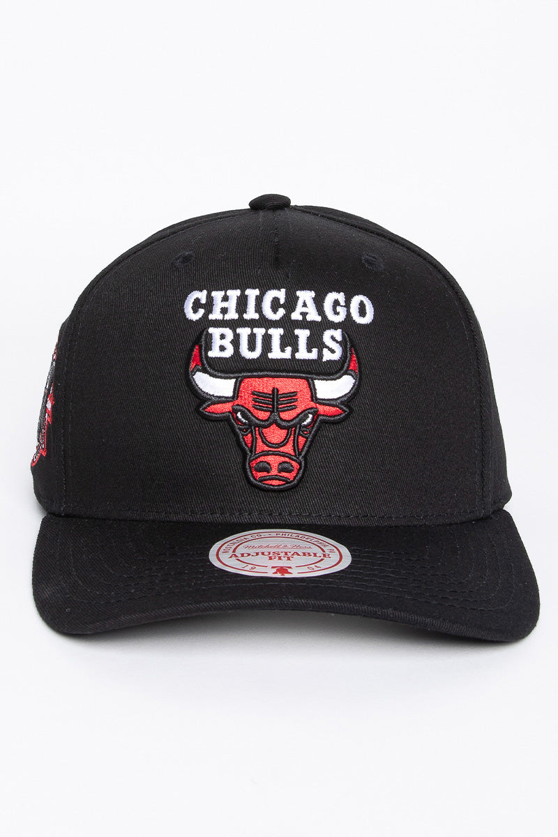 Chicago Bullss Colour Team Logo Pinch Snapback