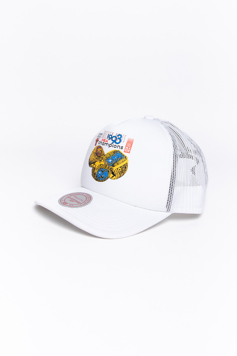 Chicago Bulls Champions Trucker Hat