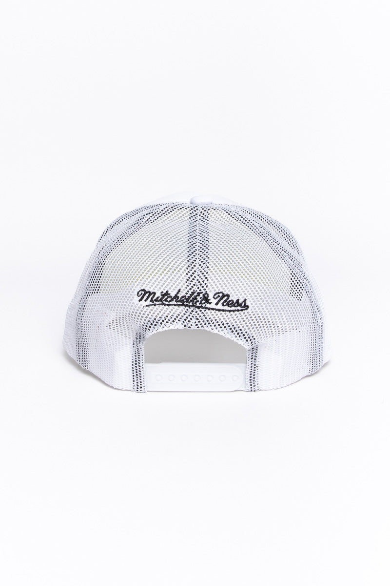 Chicago Bulls Champions Trucker Hat